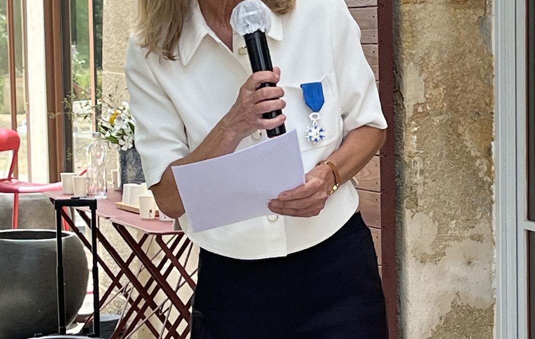 Une amie, une médaille, un discours…